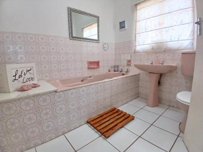 7 Bedroom Property for Sale in Vryburg North West